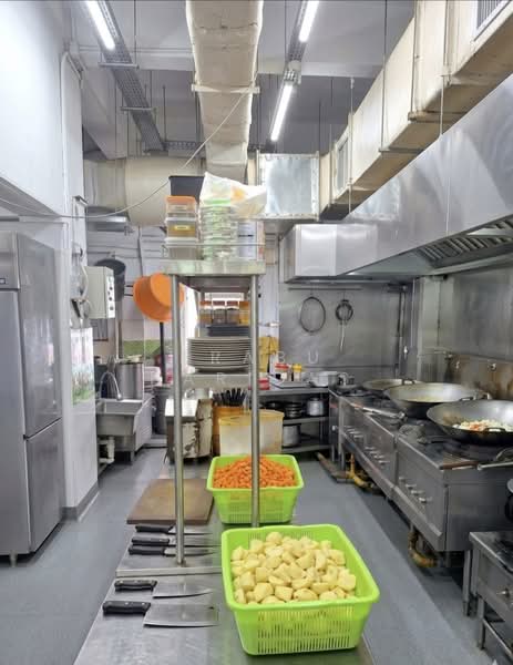 ♦️♦️Freehold Restaurent Approved Shophouse For Sale at D8 with Good Land Size, , 2,600 sqft, Shop / Shophouse For Sale, by Prabu Haridas, 25641539 - Kitchen - CommercialGuru.com.sg