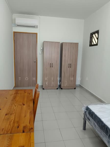 For Rent - 2 Spacious Common Rooms Near NTU!