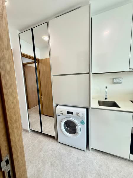 City Gate, 371 Beach Road, Studio, 280 sqft, Condominium For Rent, by R. Mani, 25641838 - Kitchen - PropertyGuru.com.sg