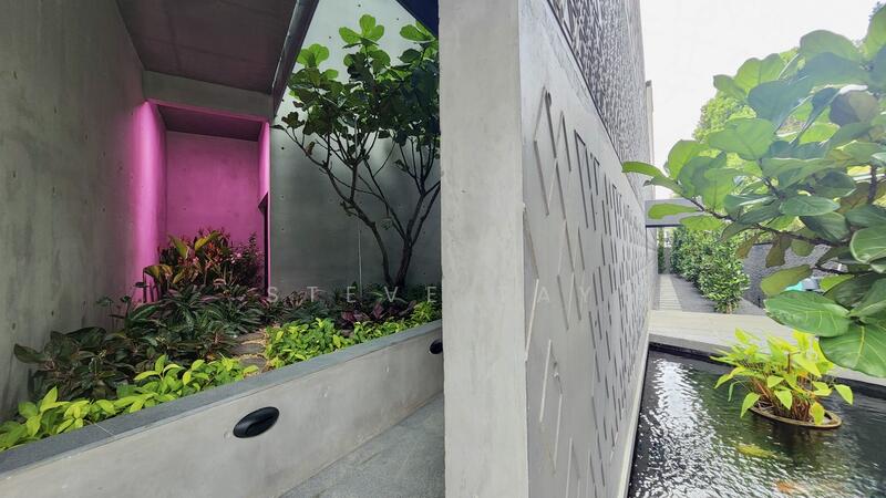 For Sale - ☆ MODERN LUXE GCB ☆ CLUNY-BOTANIC GARDENS Proximity - 1KM NYPS ☆