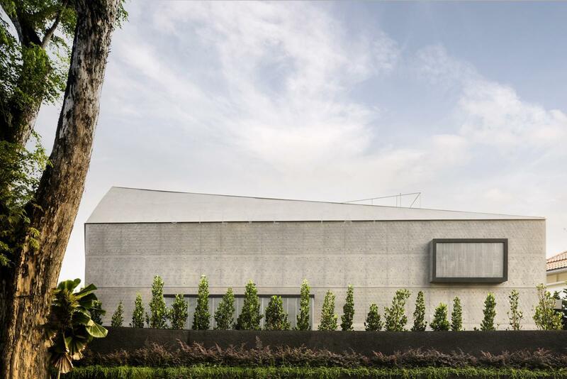 For Sale - ☆ MODERN LUXE GCB ☆ CLUNY-BOTANIC GARDENS Proximity - 1KM NYPS ☆