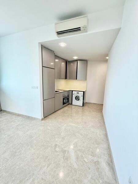 City Gate, 371 Beach Road, 1 Bedroom, 430 sqft, Condominium For Rent, by R. Mani, 25641898 - Kitchen - PropertyGuru.com.sg