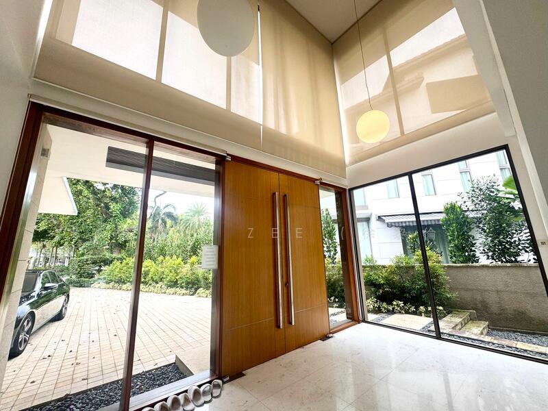 PARADISE ISLAND, Detached with Pool for Rent