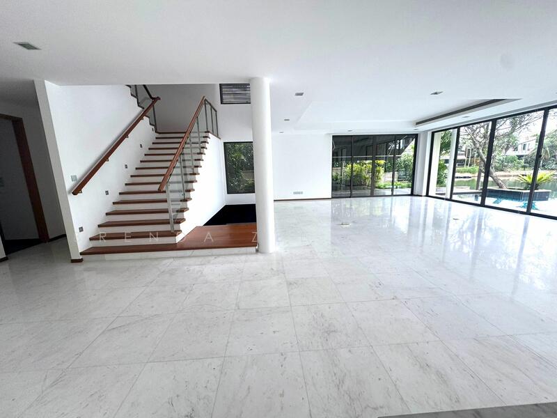 PARADISE ISLAND, Detached with Pool for Rent