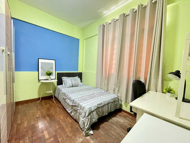 Summerdale, Boon Lay Drive, Room Rental, 100 sqft, Condominium For Rent, by Lincoln Toh 卓林肯, 25642196 - Bedroom - PropertyGuru.com.sg