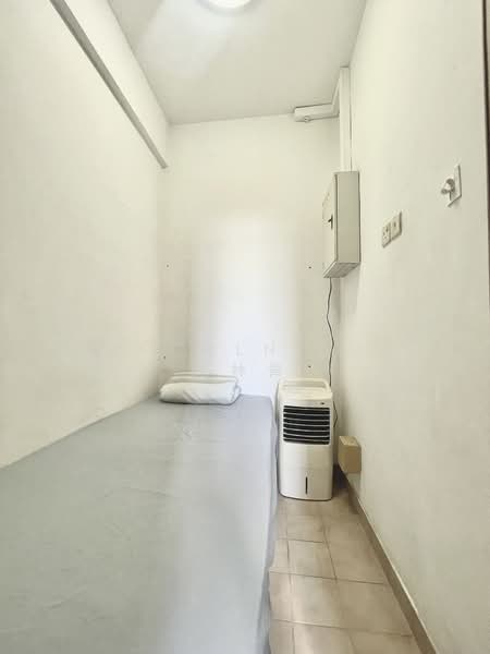 Summerdale, Boon Lay Drive, Room Rental, 100 sqft, Condominium For Rent, by Lincoln Toh 卓林肯, 25642196 - Bedroom - PropertyGuru.com.sg