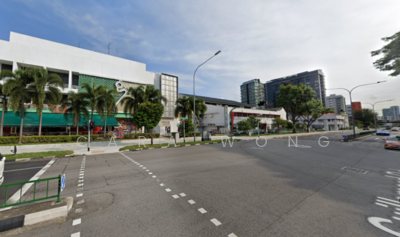 For Sale - Inter Terrace Landed Property (Ground Floor) at Jalan Molek for Sale.