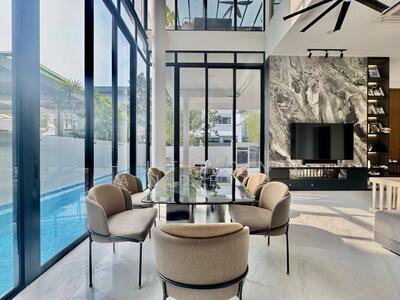 For Sale - Renovated 3.5 Sty 13m Frontage 5 Ensuite with Lift & Pool Park 3 Cars