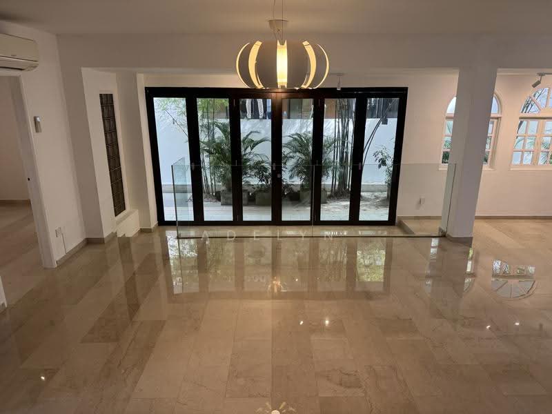 Sian Tuan Ave, Sian Tuan / Hua Guan / Binjai, Tanglin / Holland / Bukit Timah, 5 Bedrooms, 3,300 sqft, Semi-Detached House For Rent, by ADELYN YEW, 25642439 - Living Room - PropertyGuru.com.sg