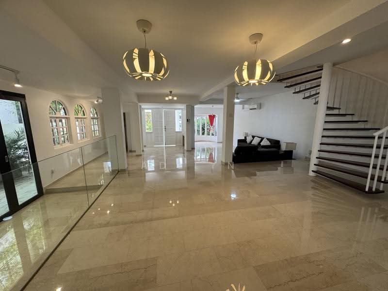 Sian Tuan Ave, Sian Tuan / Hua Guan / Binjai, Tanglin / Holland / Bukit Timah, 5 Bedrooms, 3,300 sqft, Semi-Detached House For Rent, by ADELYN YEW, 25642439 - Living Room - PropertyGuru.com.sg