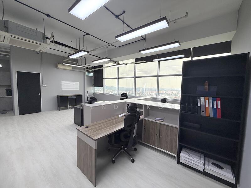 Wcega Tower, 21 Bukit Batok Crescent, 2,000 sqft, Light Industrial (B1) For Rent, by Brenda Koh, 25642443 - Study - CommercialGuru.com.sg