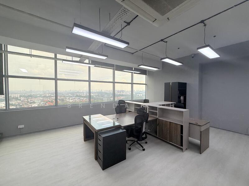 Wcega Tower, 21 Bukit Batok Crescent, 2,000 sqft, Light Industrial (B1) For Rent, by Brenda Koh, 25642443 - Study - CommercialGuru.com.sg