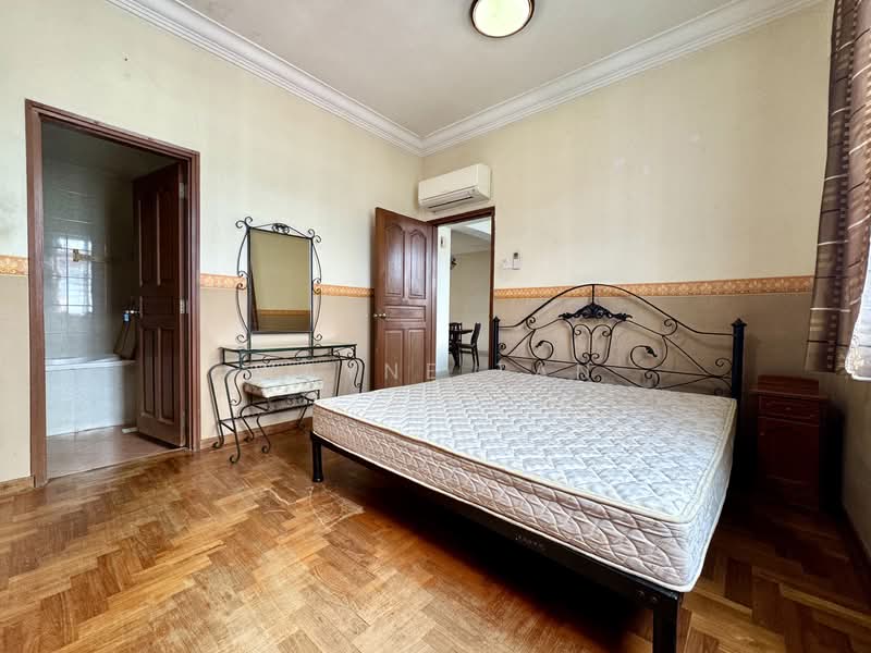 Geylang Heritage, 34 Lorong 34 Geylang, Eunos / Geylang / Paya Lebar, 3 Bedrooms, 1,227 sqft, Condominium For Rent, by Wayne Tan, 25642553 - Bedroom - PropertyGuru.com.sg