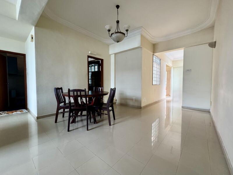 Geylang Heritage, 34 Lorong 34 Geylang, Eunos / Geylang / Paya Lebar, 3 Bedrooms, 1,227 sqft, Condominium For Rent, by Wayne Tan, 25642553 - Dining Room - PropertyGuru.com.sg