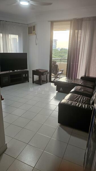 Bayshore Park, 64 Bayshore Road, 3 Bedrooms, 1,292 sqft, Condominium For Rent, by Mamta Jain, 25642916 - Living Room - PropertyGuru.com.sg