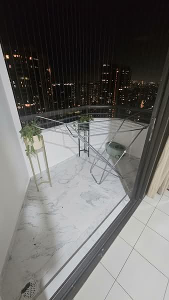 Bayshore Park, 64 Bayshore Road, 3 Bedrooms, 1,173 sqft, Condominium For Rent, by Mamta Jain, 25642916 - Balcony - PropertyGuru.com.sg