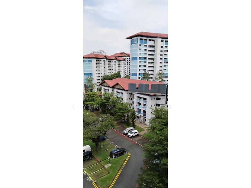261 Jurong East Street 24, 261 Jurong East Street 24, Room Rental, 120 sqft, HDB Flat For Rent, by Lynn Wong, 25643052 - Exterior - PropertyGuru.com.sg