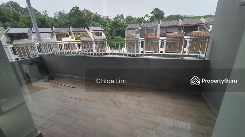 Top floor Balcony