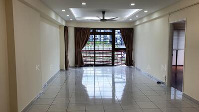 For Sale - The Tanamera