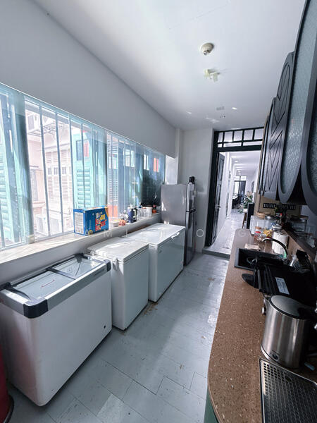 Keong Saik Road, , 1,000 sqft, Office For Rent, by Damien Ong, 25643228 - Kitchen - CommercialGuru.com.sg