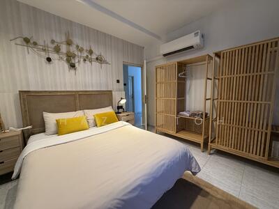 For Rent - Elizabeth Tower