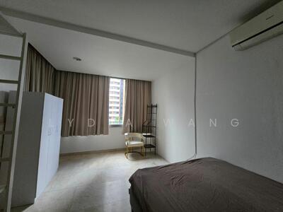 For Rent - Elizabeth Tower