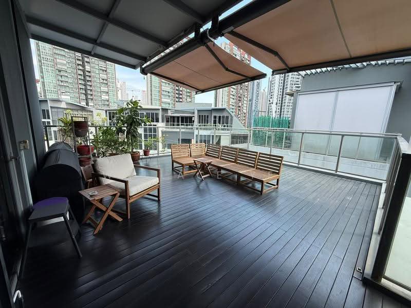 Mon Jervois, 43 Jervois Road, Tanglin / Holland / Bukit Timah, 3 Bedrooms, 2,626 sqft, Condominium For Sale, by Wallace Yeo, 25643591 - Balcony - PropertyGuru.com.sg