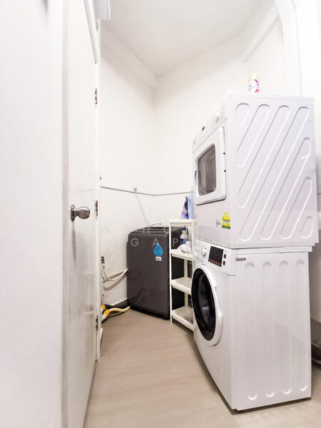 Laundry & Store Room