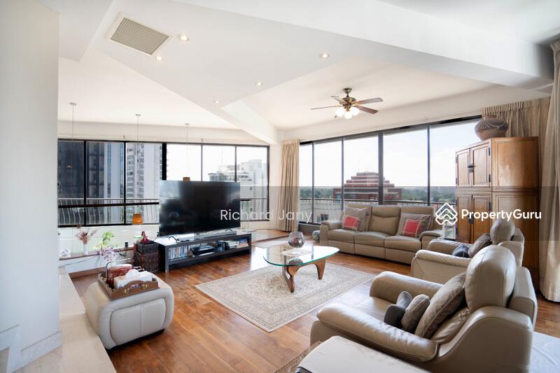 Upper Living Room