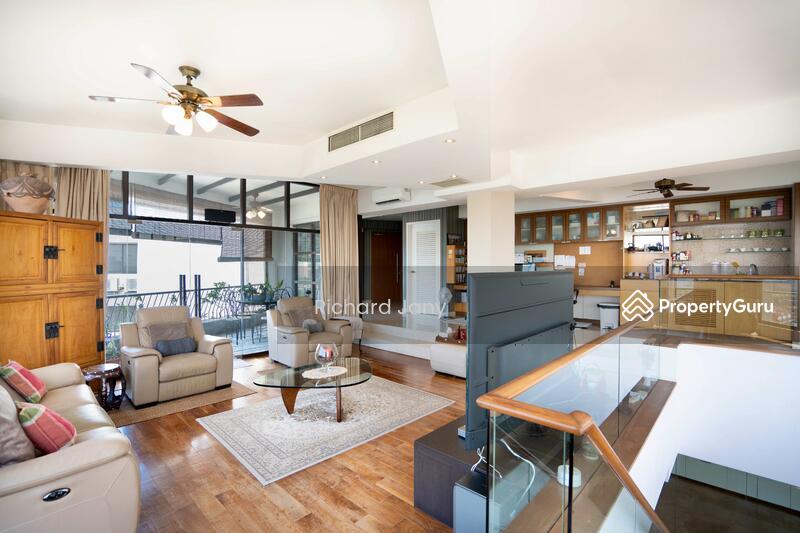 Upper Living & Family Study Area