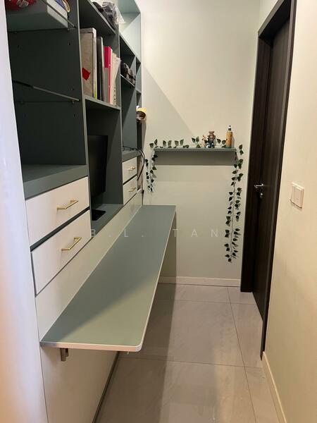 Riverfront Residences, 51 Hougang Avenue 7, 2 Bedrooms, 635 sqft, Condominium For Rent, by B.L. Tan, 25643909 - Study - PropertyGuru.com.sg
