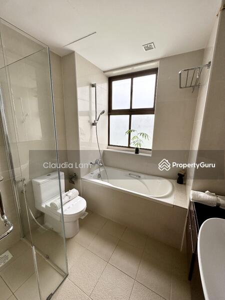 Master Bedroom Ensuite Bathroom 