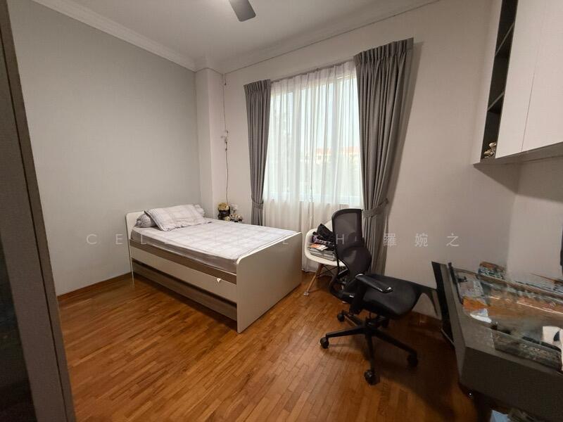 For Sale - LANDED SERANGOON TERRACE MOVE IN READY