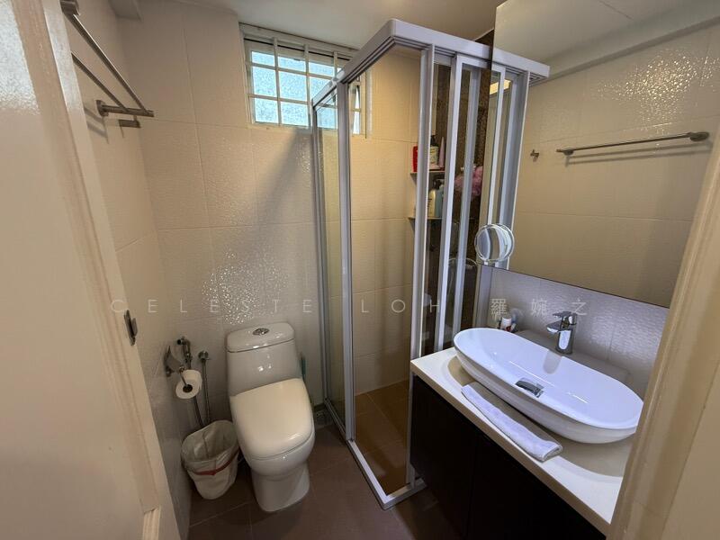 For Sale - LANDED SERANGOON TERRACE MOVE IN READY
