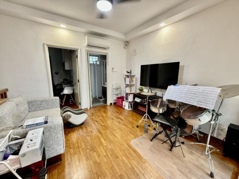 For Sale - LANDED SERANGOON TERRACE MOVE IN READY