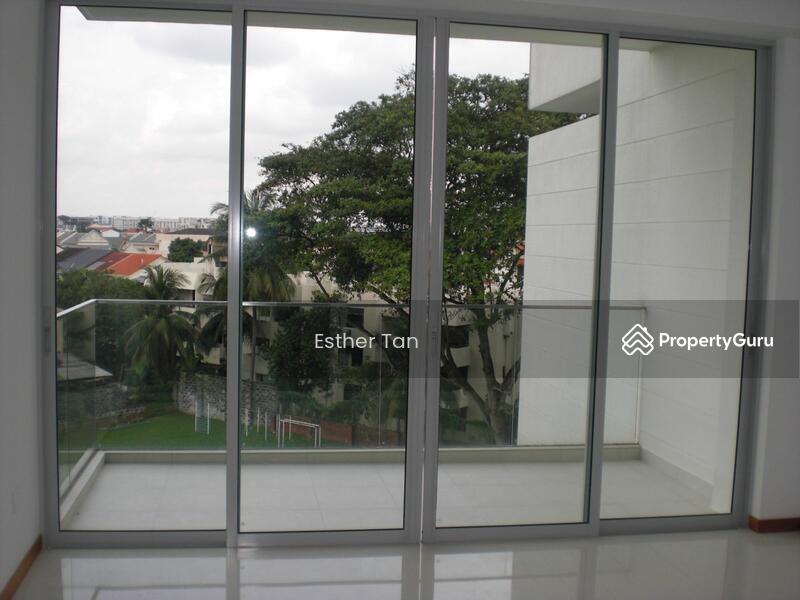 D'Pavilion, 801 Upper Serangoon Road, Hougang / Punggol / Sengkang, 3 Bedrooms, 1,249 sqft, Condominium For Rent, by Esther Tan, 2641874 - balcony - PropertyGuru.com.sg