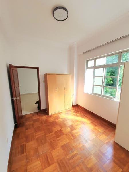 Pinetree Condo, 28 Balmoral park, Tanglin / Holland / Bukit Timah, 3 Bedrooms, 1,173 sqft, Condominium For Rent, by Lisa Tan, 2967541 - Common Room 2 - PropertyGuru.com.sg
