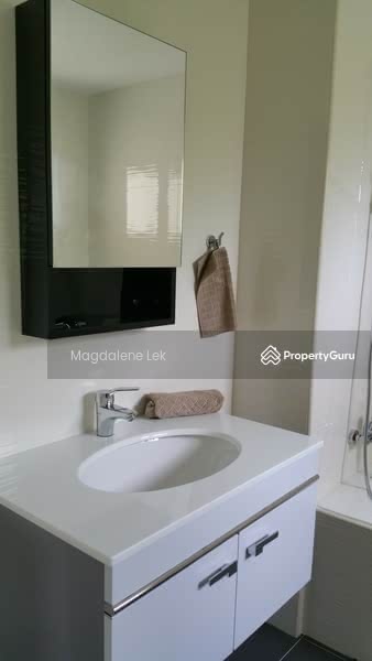 Master Attach Bathroom