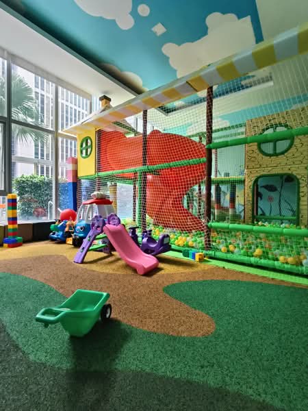 One Shenton Condominium For Sale at S$ 2,600,000 | PropertyGuru Singapore