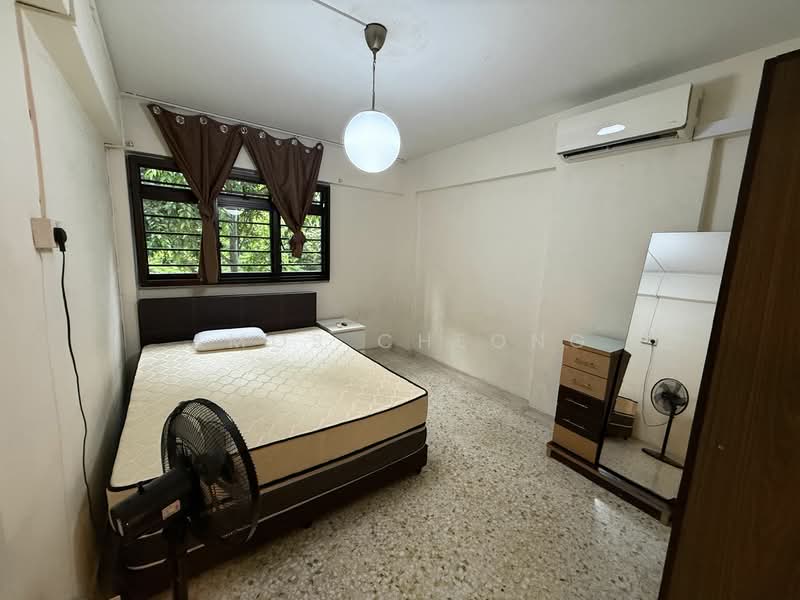 For Rent - 305 Clementi Avenue 4