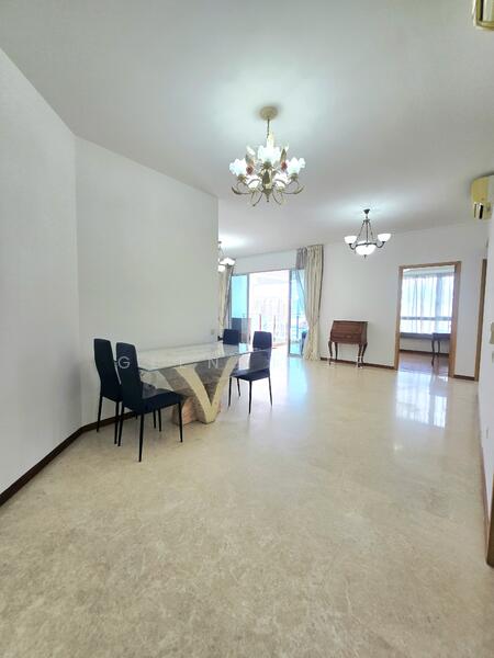 For Rent - Clover By The Park