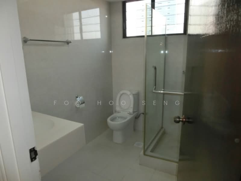 Riverwalk Apartments, 20 Upper Circular Road, 2 Bedrooms, 1,260 sqft, Apartment For Rent, by Foo Hoo Seng, 3637726 - COMMOM BATHROOM - PropertyGuru.com.sg