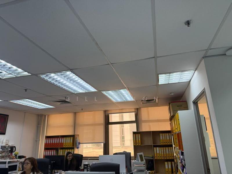 Peninsula Plaza, 111 North Bridge Road, City Hall / Clarke Quay, 1,184 sqft, Office For Sale, by Bill Singh, 3770384 - Interior - CommercialGuru.com.sg