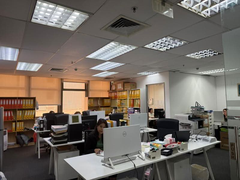 Peninsula Plaza, 111 North Bridge Road, City Hall / Clarke Quay, 1,184 sqft, Office For Sale, by Bill Singh, 3770384 - Interior - CommercialGuru.com.sg