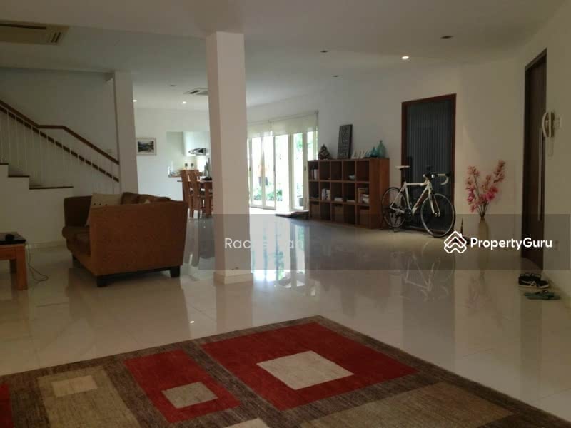 Spacious living area