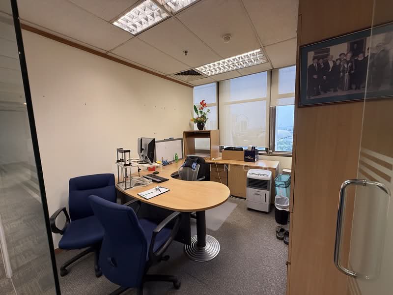 Peninsula Plaza, 111 North Bridge Road, 1,776 sqft, Office For Rent, by Bill Singh, 4288955 - CommercialGuru.com.sg