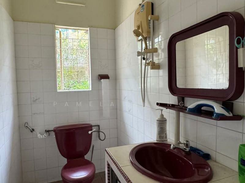 STUNNING ELEVATED PLOT FOR REBUILD⭐️ PERFECT DIMENSIONS ⭐️CHESTNUT GCBA ☎️PAM 90228600, Chestnut / Dairy Farm, 3 Bedrooms, 1,600 sqft, Detached House For Sale, by Pamela Chong, 4514702 - PropertyGuru.com.sg