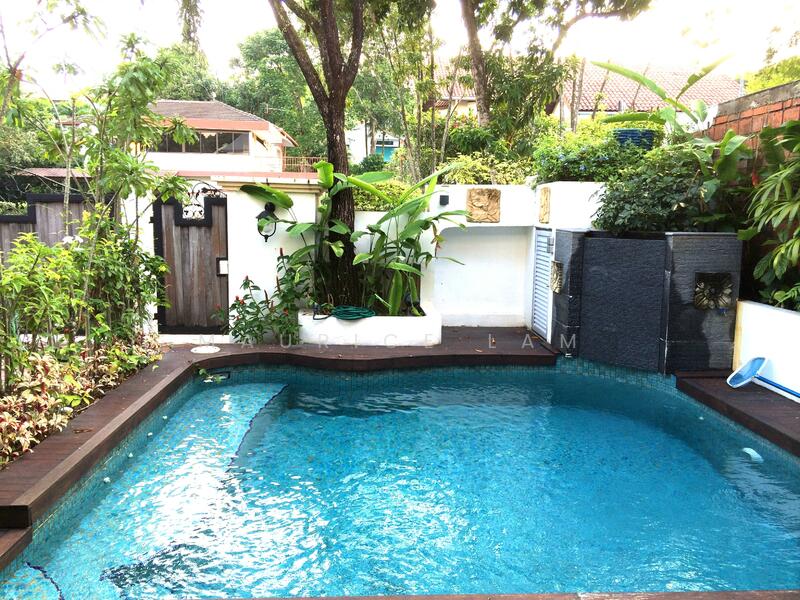 For Rent - Freshly Refurbished Enchanting Bungalow (Co-broke share 1.5 month comm)