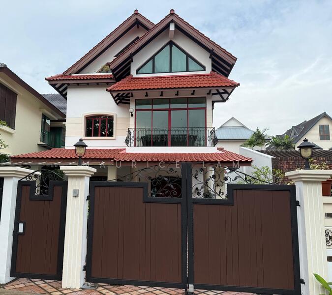 For Rent - Freshly Refurbished Enchanting Bungalow (Co-broke share 1.5 month comm)