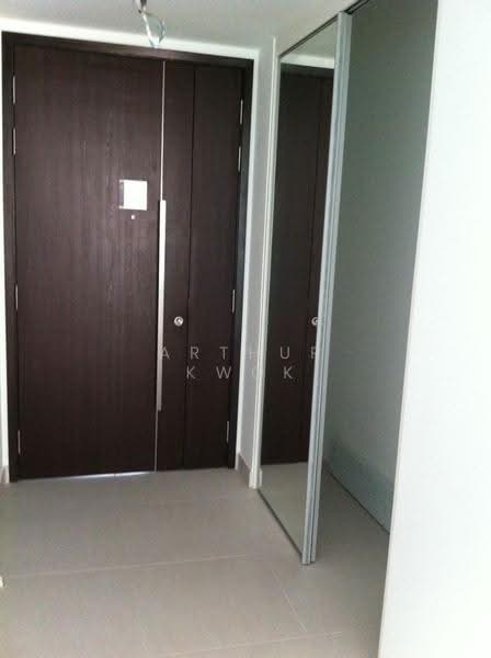 The Rochester Residences, 33 Rochester Drive, Buona Vista / West Coast / Clementi New Town, 3 Bedrooms, 1,679 sqft, Apartment For Sale, by Arthur Kwok, 4783363 - Shoe Cabinet - PropertyGuru.com.sg